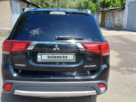 Mitsubishi Outlander 2015 года за 9 700 000 тг. в Караганда – фото 4