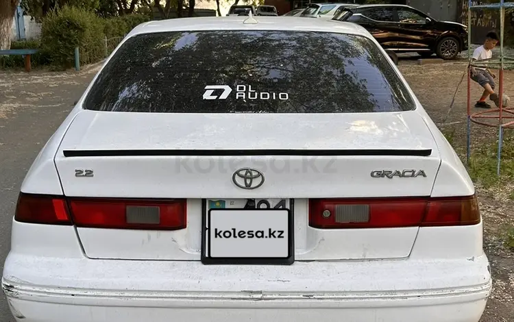 Toyota Camry 1997 года за 1 700 000 тг. в Семей