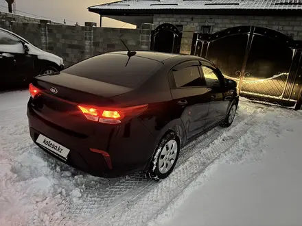 Kia Rio 2019 года за 4 200 000 тг. в Актобе – фото 6