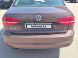 Volkswagen Jetta 2015 года за 4 550 000 тг. в Уральск – фото 3