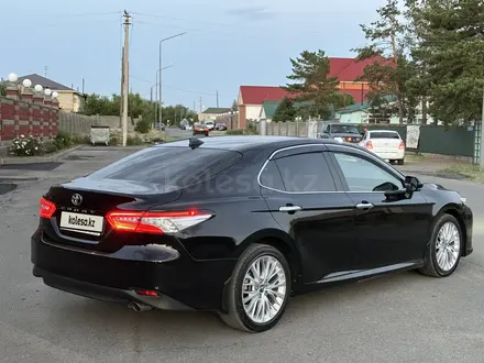 Toyota Camry 2018 года за 14 500 000 тг. в Алматы – фото 5