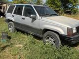 Jeep Grand Cherokee 1996 годаүшін2 700 000 тг. в Костанай