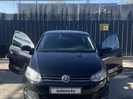 Volkswagen Polo 2015 года за 4 000 000 тг. в Алматы – фото 9