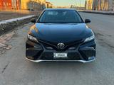 Toyota Camry 2020 годаfor9 000 000 тг. в Актобе – фото 3