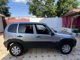 Chevrolet Niva 2015 года за 2 500 000 тг. в Шымкент – фото 3