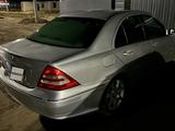 Mercedes-Benz C 230 2003 годаfor3 000 000 тг. в Атырау – фото 4