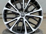 TOYOTA CAMRY70 R17 5*114.3 за 210 000 тг. в Алматы