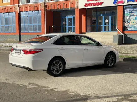 Toyota Camry 2016 года за 6 800 000 тг. в Актобе – фото 22