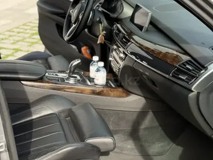 BMW X5 2015 года за 21 800 000 тг. в Алматы – фото 23
