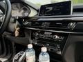 BMW X5 2015 года за 21 800 000 тг. в Алматы – фото 25
