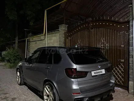 BMW X5 2015 года за 21 800 000 тг. в Алматы – фото 32