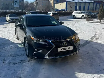 Lexus ES 250 2018 года за 19 500 000 тг. в Актобе – фото 3