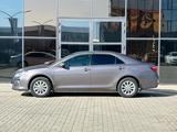 Toyota Camry 2015 года за 10 300 000 тг. в Уральск – фото 5