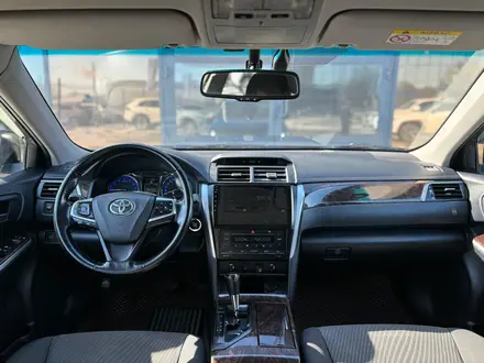 Toyota Camry 2015 года за 10 300 000 тг. в Уральск – фото 9