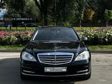 Mercedes-Benz S 500 2010 годаүшін13 000 000 тг. в Алматы – фото 2