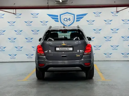 Chevrolet Tracker 2020 года за 8 850 000 тг. в Алматы – фото 3