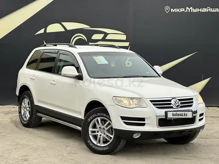 Volkswagen Touareg 2008 года за 6 250 000 тг. в Атырау – фото 3