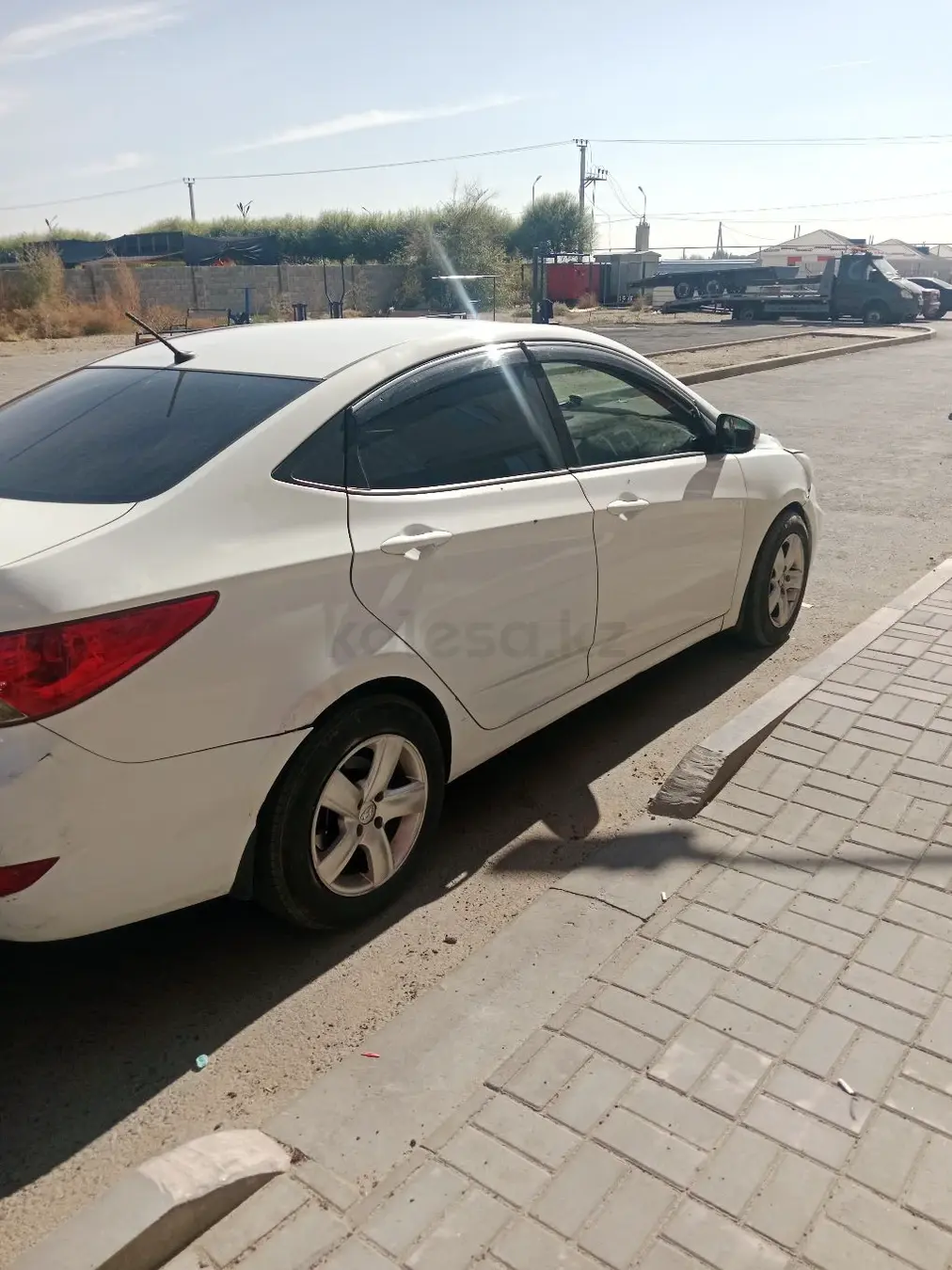Hyundai Accent, 2011