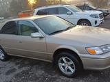 Toyota Camry 2000 года за 3 300 000 тг. в Семей – фото 4