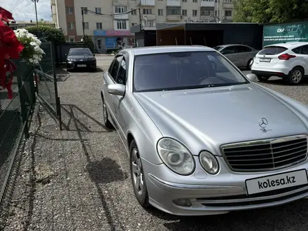 Mercedes-Benz E 320 2002 года за 5 350 000 тг. в Астана – фото 3