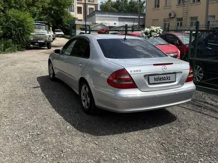 Mercedes-Benz E 320 2002 года за 5 350 000 тг. в Астана – фото 6