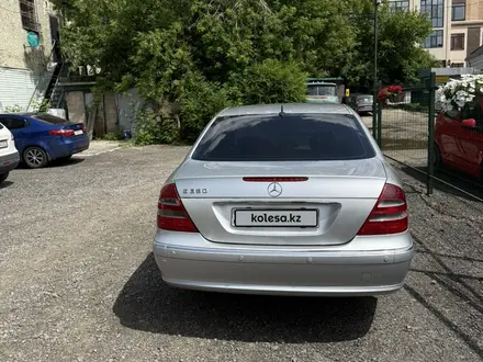 Mercedes-Benz E 320 2002 года за 5 350 000 тг. в Астана – фото 8