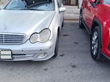 Mercedes-Benz C 240 2001 года за 2 800 000 тг. в Алматы – фото 3