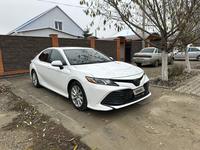 Toyota Camry 2018 годаүшін8 500 000 тг. в Актобе