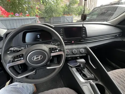 Hyundai Elantra 2024 года за 9 700 000 тг. в Атырау – фото 7