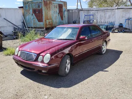 Mercedes-Benz E 320 2001 года за 4 500 000 тг. в Жезказган – фото 5