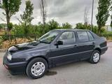 Volkswagen Vento 1993 года за 1 150 000 тг. в Шымкент – фото 3