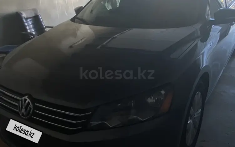 Volkswagen Passat 2013 года за 5 000 000 тг. в Атырау