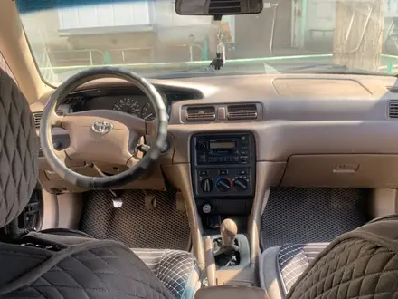 Toyota Camry 2000 года за 2 800 000 тг. в Павлодар – фото 12