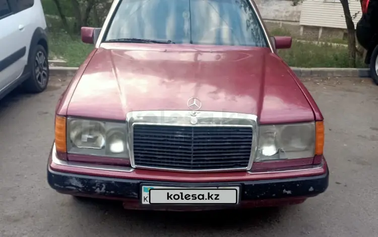 Mercedes-Benz E 200 1990 годаfor900 000 тг. в Жезказган