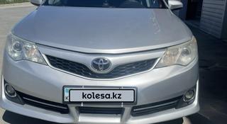 Toyota Camry 2014 года за 8 500 000 тг. в Атырау