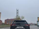 Toyota RAV4 2022 года за 13 500 000 тг. в Уральск – фото 5