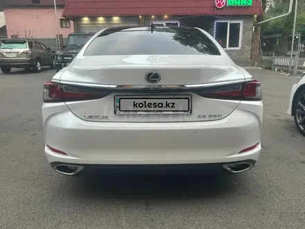 Lexus ES 350 2018 года за 28 000 000 тг. в Алматы – фото 4