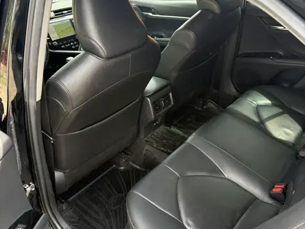 Toyota Camry 2019 года за 15 200 000 тг. в Алматы – фото 10