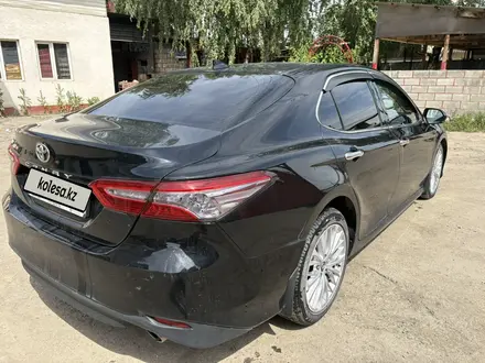 Toyota Camry 2019 года за 15 200 000 тг. в Алматы – фото 6