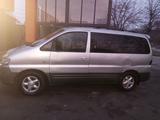 Hyundai Starex 2001 года за 2 300 000 тг. в Шымкент – фото 3