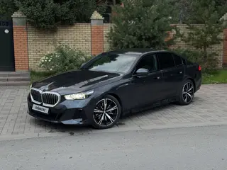 BMW 5 Series, 2023