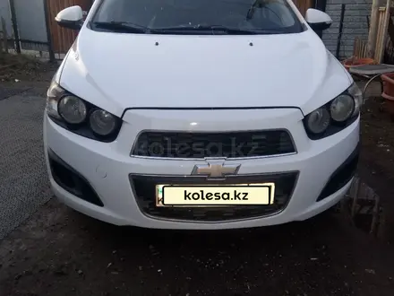 Chevrolet Aveo 2013 года за 3 550 000 тг. в Астана – фото 2
