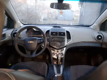 Chevrolet Aveo 2013 года за 3 550 000 тг. в Астана – фото 7