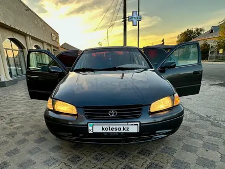 Toyota Camry 1997 года за 3 200 000 тг. в Туркестан – фото 8