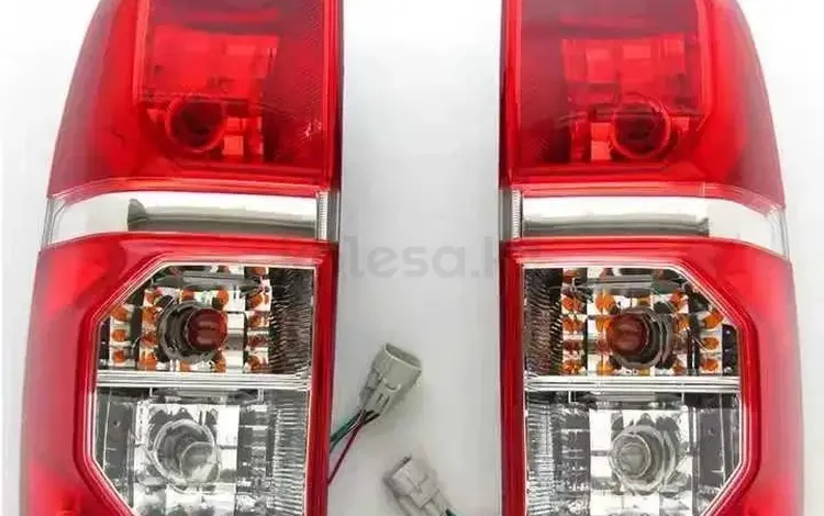Фонарь задний TOYOTA HILUX за 10 000 тг. в Алматы