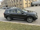 Kia Sorento 2021 года за 14 500 000 тг. в Шымкент – фото 2