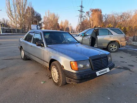 Mercedes-Benz E 230 1987 года за 500 000 тг. в Алматы – фото 2