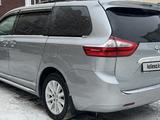 Toyota Sienna 2015 года за 14 200 000 тг. в Актобе – фото 2