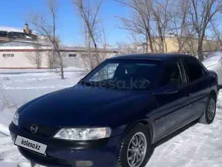 Opel Vectra 1997 года за 1 750 000 тг. в Караганда – фото 2