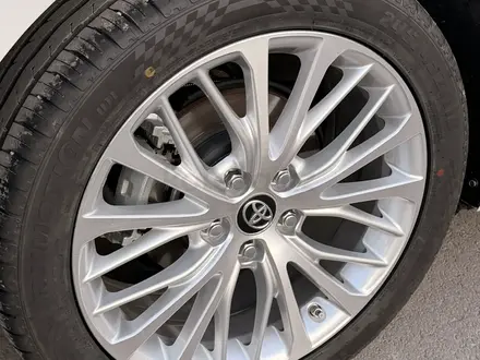 Toyota Camry 2021 года за 13 500 000 тг. в Караганда – фото 12